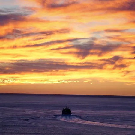 アパート Sunny Elza フヴァル