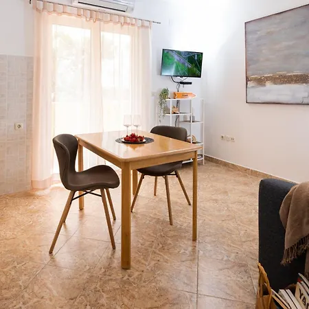 Sunny Elza アパート *