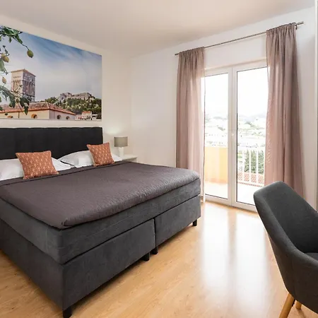 Sunny Elza * フヴァル