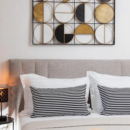 Sunny Elza アパート フヴァル