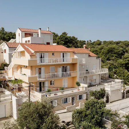 Sunny Elza アパート