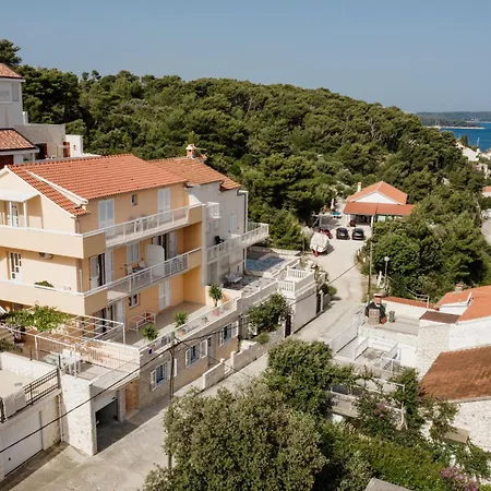 Sunny Elza アパート *