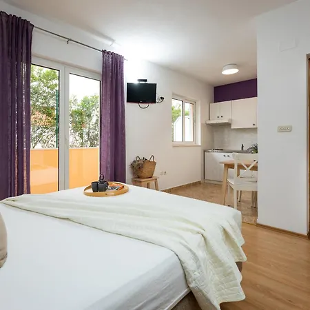 Apartment Sunny Elza *